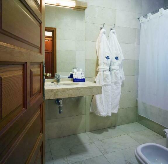 Семейный Номер, Balneario De Archena   Hotel Termas