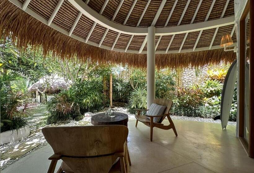 スイート, Bodhi Bingin