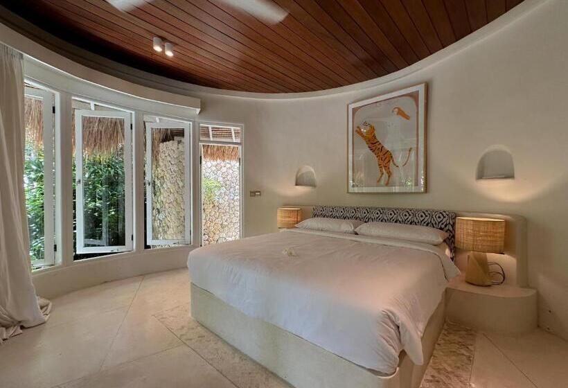 スイート, Bodhi Bingin