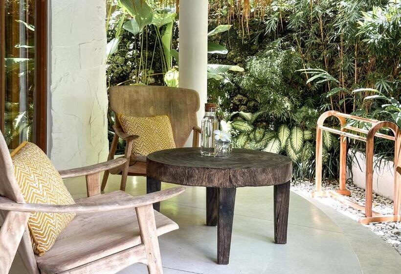 テラス付きスタンダードワンルーム, Bodhi Bingin