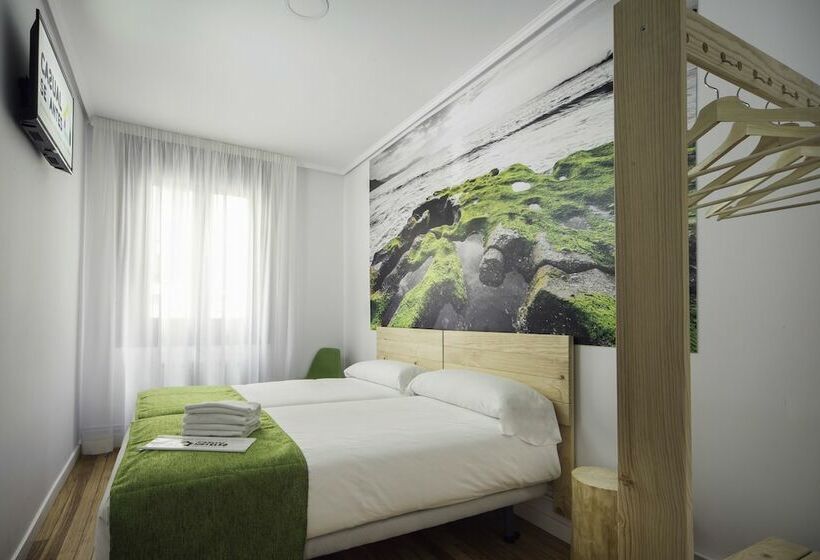 اتاق استاندارد, Casual Serantes