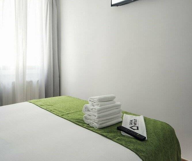 اتاق استاندارد یک نفره, Casual Serantes