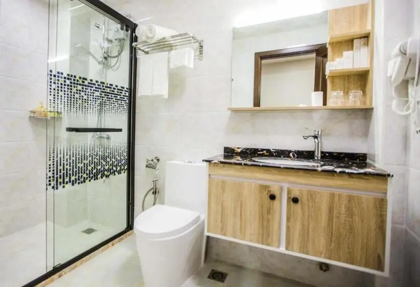سوییت, Costa Palawan Resort