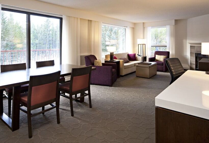 Президентский Люкс, Crosswaters Resort At Kananaskis