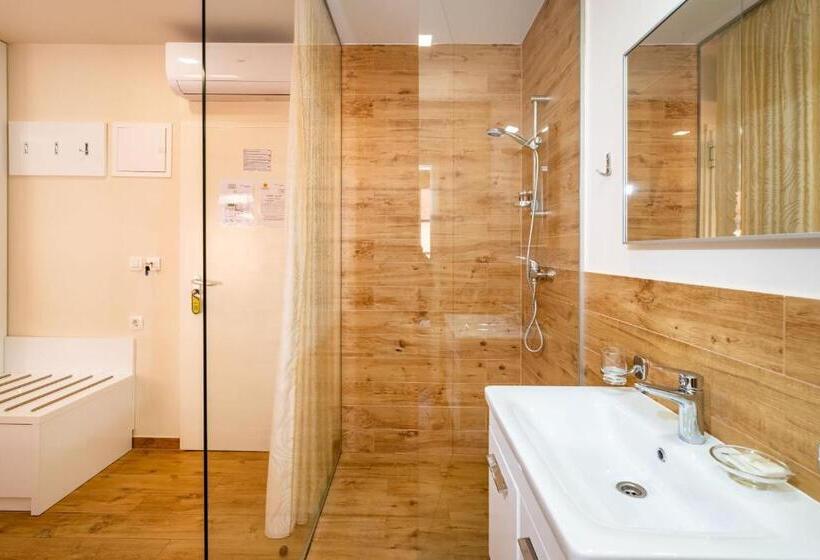 غرفة قياسية, Idassa Atrium Rooms