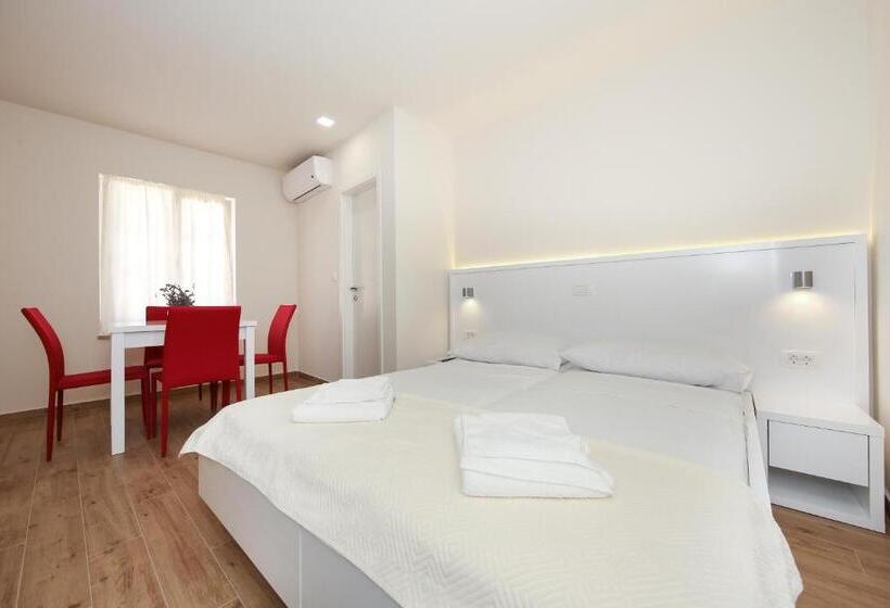 غرفة عائلية, Idassa Atrium Rooms