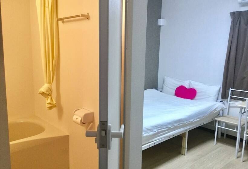 Номер Стандарт Трехместный, Keimei Guest House