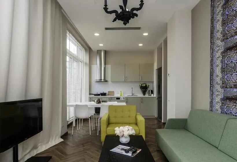 سوئیت پرزیدنت, Le Port Boutique Apart
