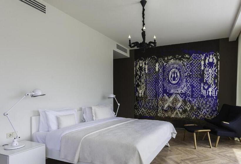 1 Bedroom Penthouse Apartment, Le Port Boutique Apart