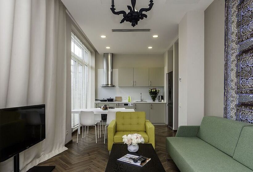 سوئیت پرزیدنت, Le Port Boutique Apart