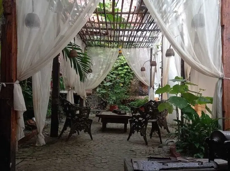 スタンダードトリプルルーム, Palma Hostel