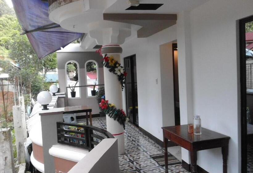 标准间带阳台, Vali Joe Travel Lodge