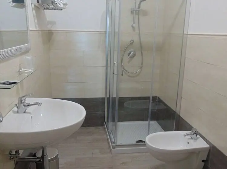 اتاق اکونومی یک تخته, Vista Mare Maratea B&b
