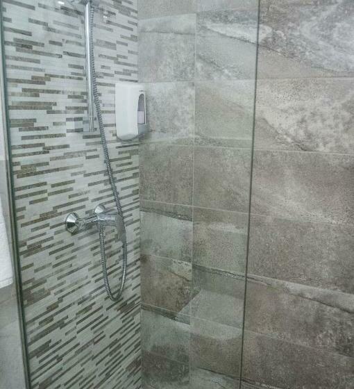 إستوديو قياسى, Apartamentos Loar