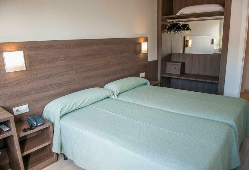 شقة غرفة واحدة, Apartamentos Loar