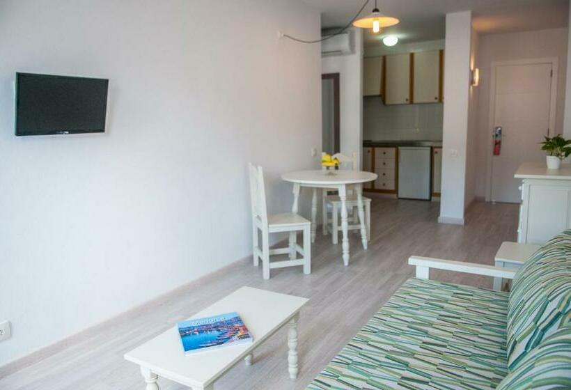 شقة غرفة واحدة, Apartamentos Loar