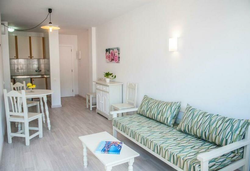 شقة غرفة واحدة, Apartamentos Loar