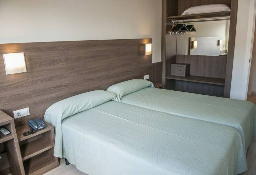 شقة غرفة واحدة, Apartamentos Loar