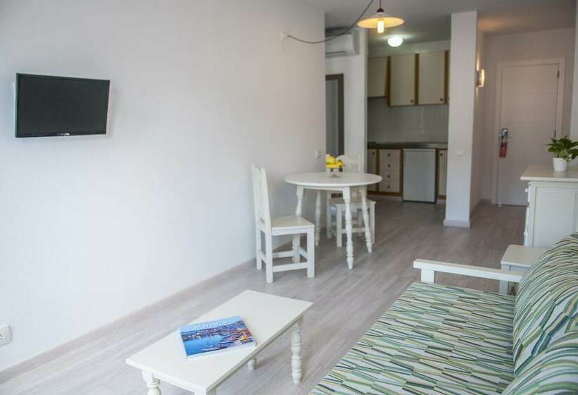 شقة غرفة واحدة, Apartamentos Loar