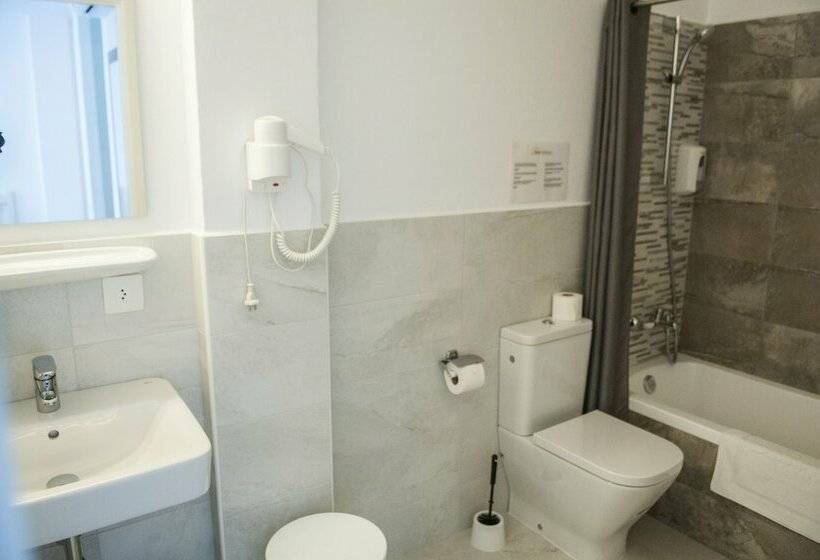 شقة غرفة واحدة, Apartamentos Loar