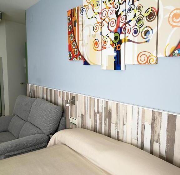 استودیوی سوپریور, Apartamentos Aralso