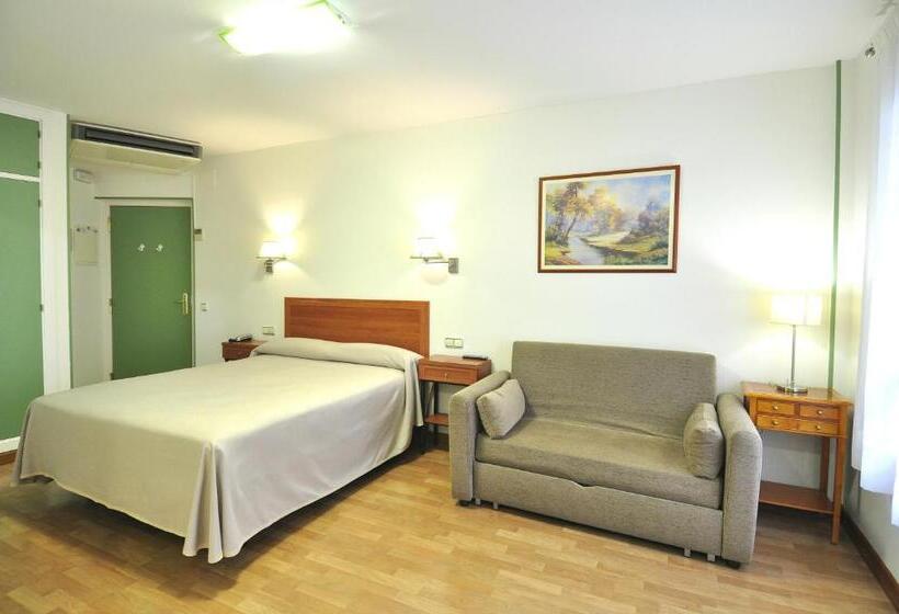 استودیوی استاندارد, Apartamentos Aralso