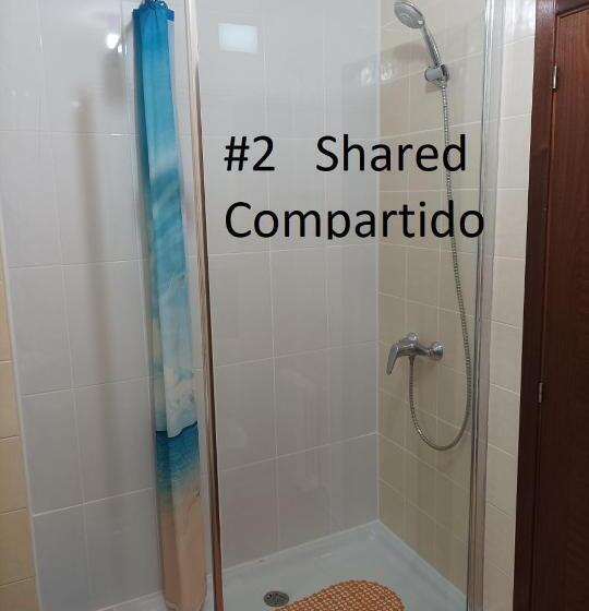 Номер Стандарт Совместная Ванная, Ararat Hostel