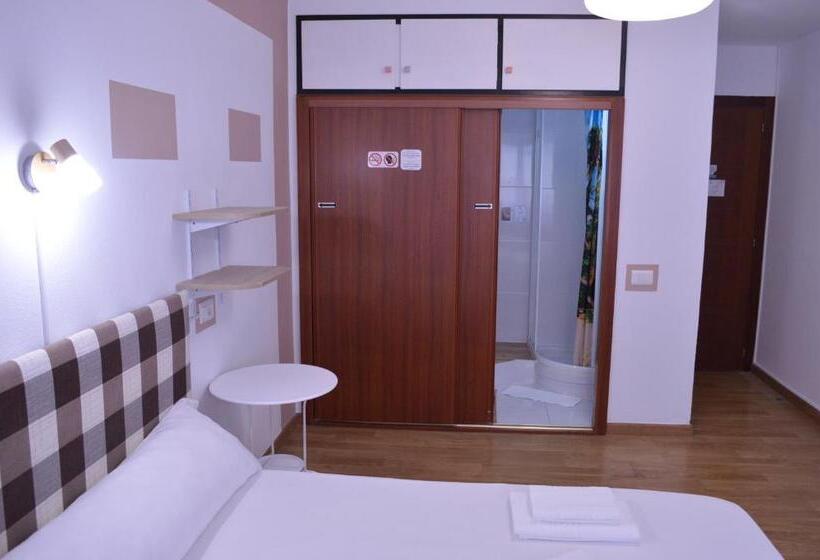 Номер Стандарт, Ararat Hostel