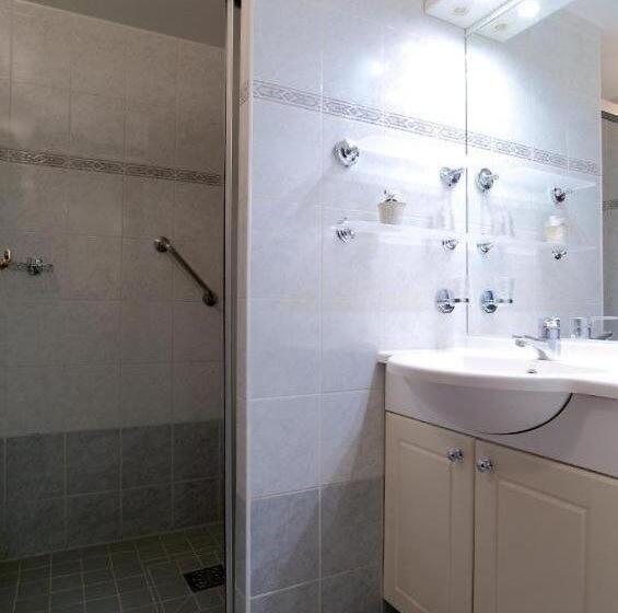 Delüks Oda, Bateau Hotel à Quai Le Chardonnay