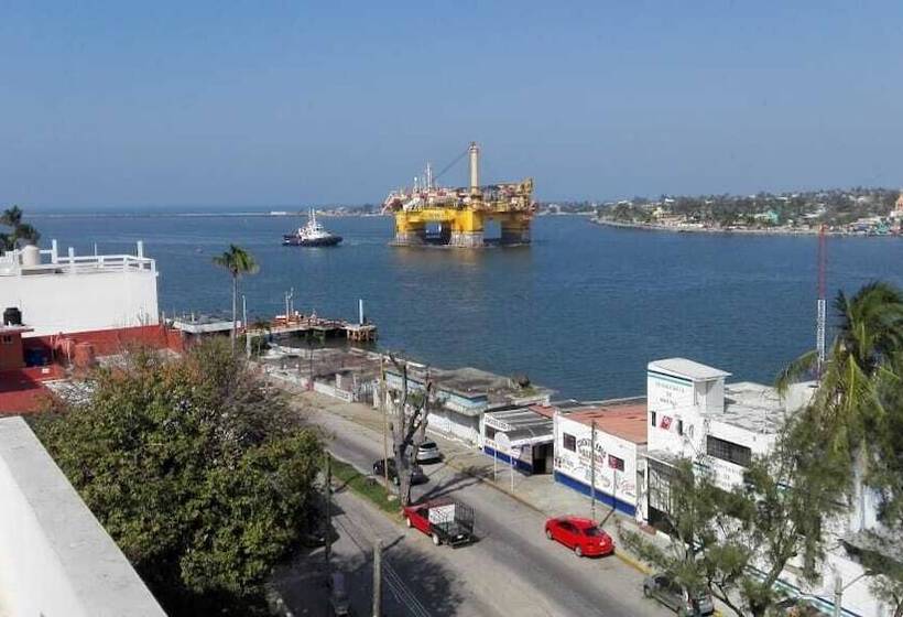 חדר אקזקיוטיב, Ediplazario Coatzacoalcos