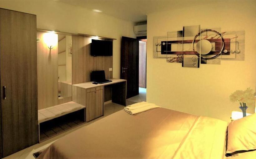 Номер Стандарт, La Piazzetta Guest House