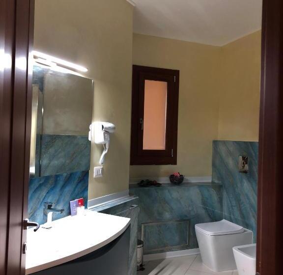 غرفة ديلوكس مزودة بشرفة, La Piazzetta Guest House