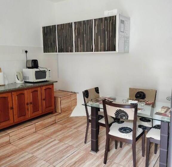 Bahçe Manzaralı Standart Oda, Loversnest Self Catering