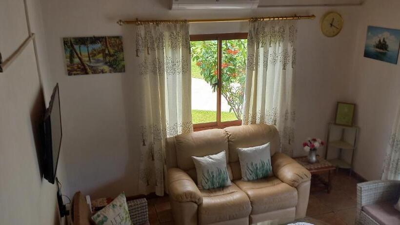 Bahçe Manzaralı Standart Oda, Loversnest Self Catering