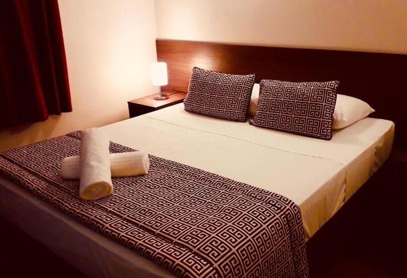 Deluxe Kamer, Lummina Mogi