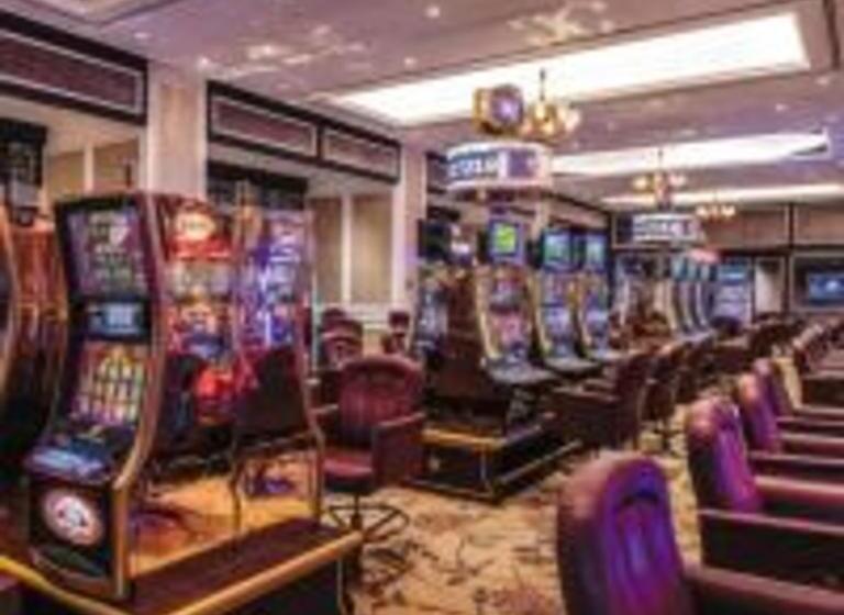 Studio Standard Vue Mer, Manila Bay Sea View Modern Deluxe Studio With Balcony X Free Pool And Sauna Access Promo X Updated 2