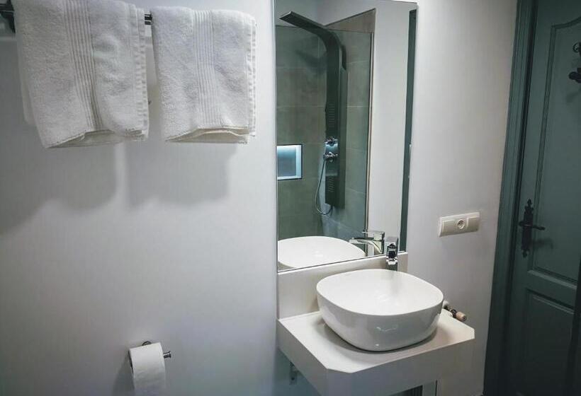 豪华房间, Ronda Moments