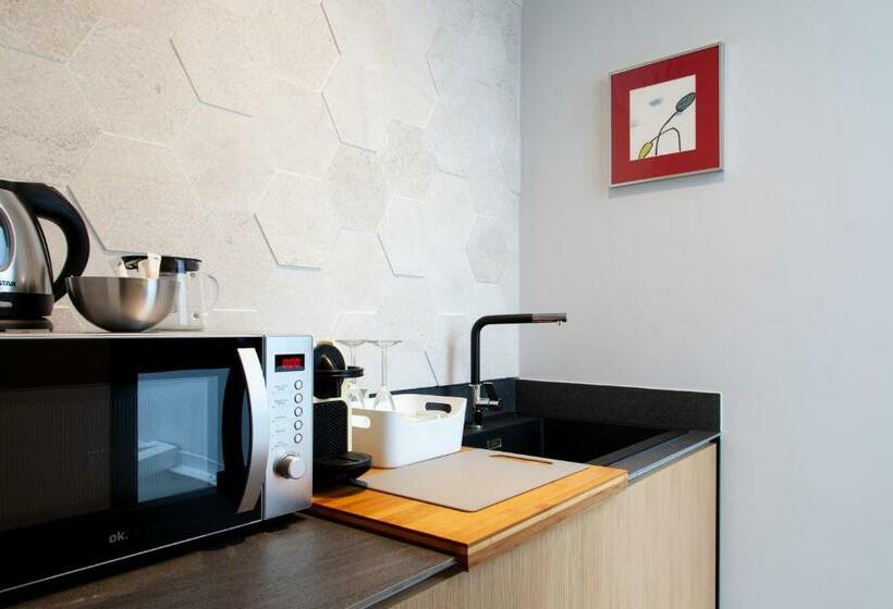 اتاق سوپریور, Welldone Metropol