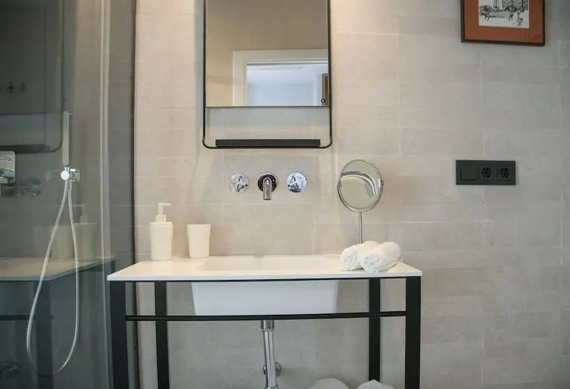 اتاق استاندارد در طبقه همکف, Welldone Metropol