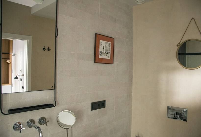 اتاق استاندارد در طبقه همکف, Welldone Metropol