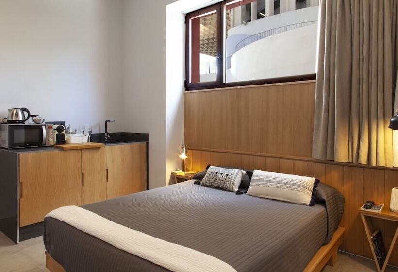 اتاق استاندارد در طبقه همکف, Welldone Metropol