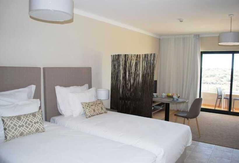 استودیوی استاندارد, Pestana Gramacho Residences