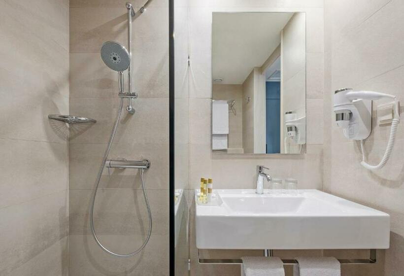 اتاق استاندارد, Exe Liberdade