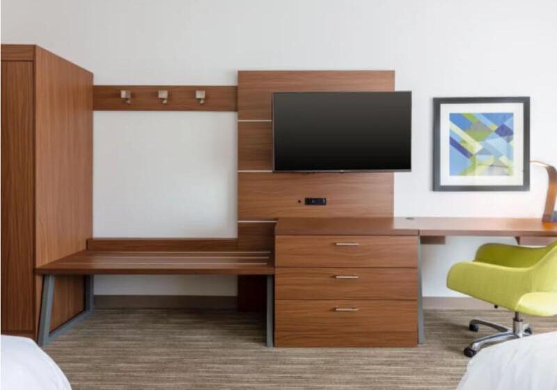 身障者適用キングサイズベッドルーム, Holiday Inn Express Calhoun South By Ihg