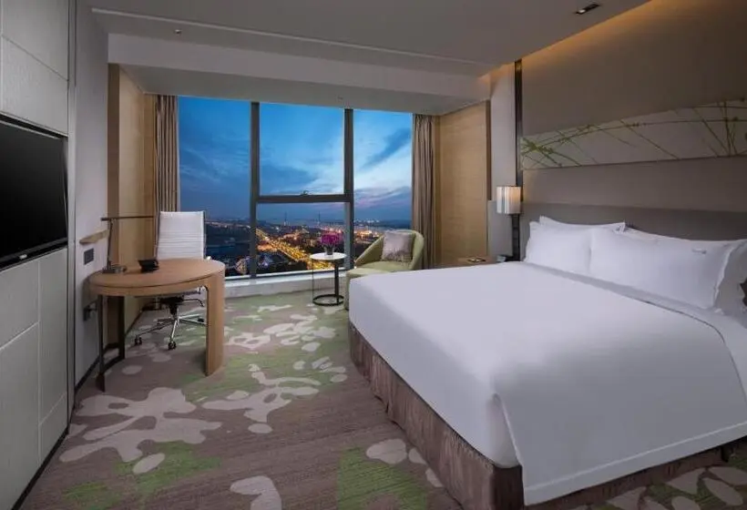 اتاق استاندارد با تخت بزرگ, Holiday Inn Nanjing Harbour, An Ihg
