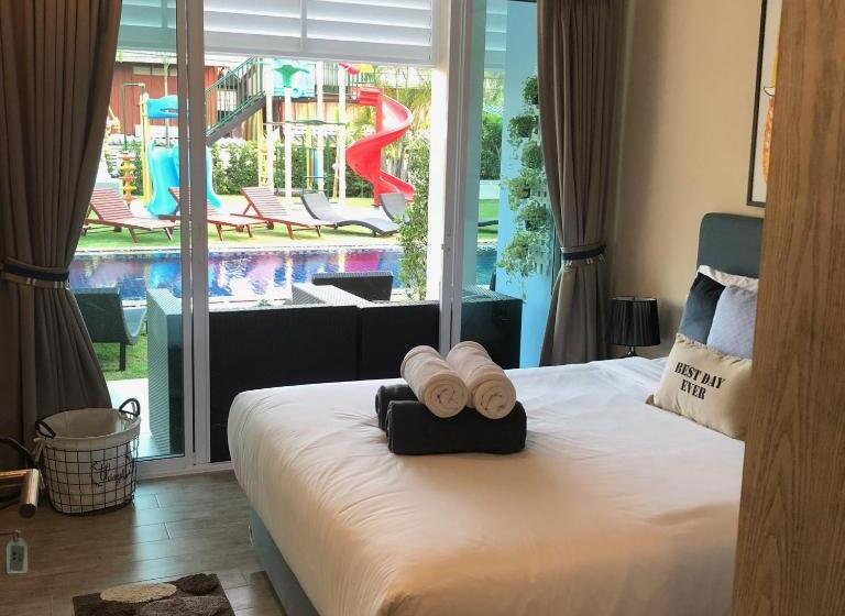 اتاق لوکس, Surf & Sand Resort