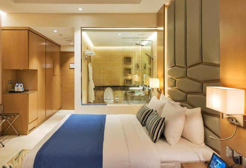 Номер Deluxe с Балконом, Royal Central Hotel And Resort The Palm