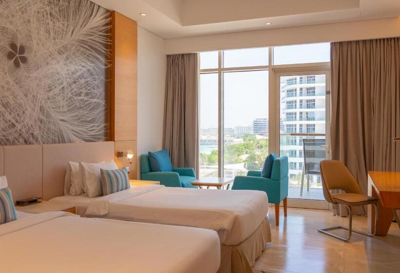 Номер Deluxe с Балконом, Royal Central Hotel And Resort The Palm