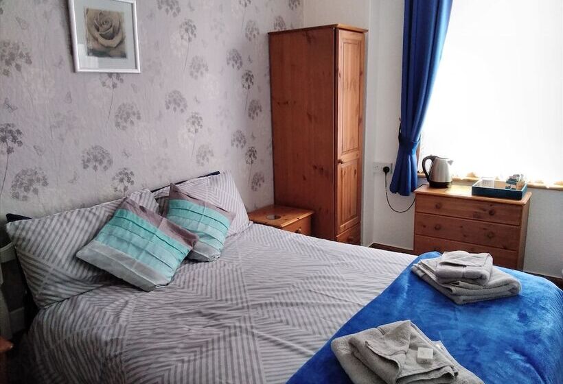 스탠다드 룸 공동 욕실, Whiteways