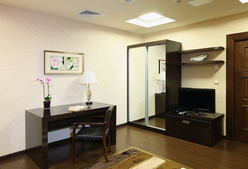 Deluxe Appartement met 1 Slaapkamer, Darhan Boutique